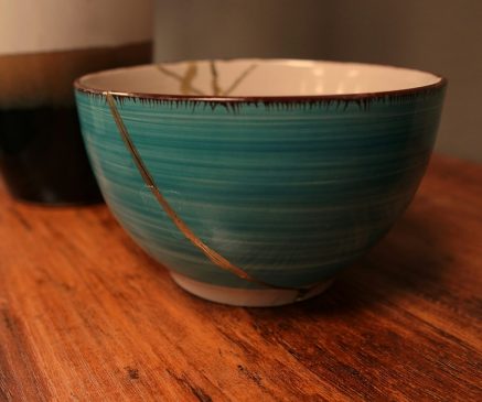 Kintsugi green vase